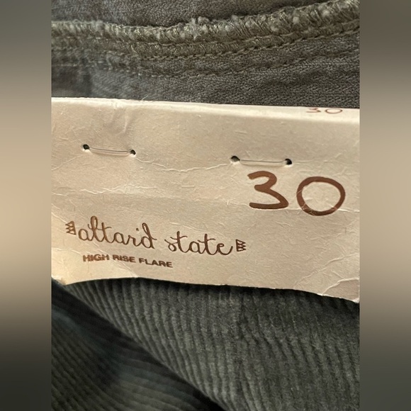 Altar'd State Corduroy Flare Bell Bottom Raw Hem Jeans‎ Size 30 - Picture 10 of 11